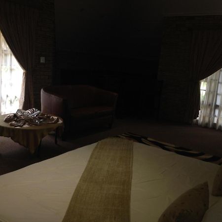The Waterfront Country Lodge Ваалвю Стая снимка